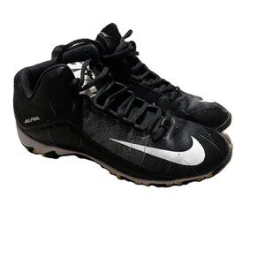 Nike Alpha Shark 2 3/4 BG Youth Football Cleats Black/White 5.5Y (used)